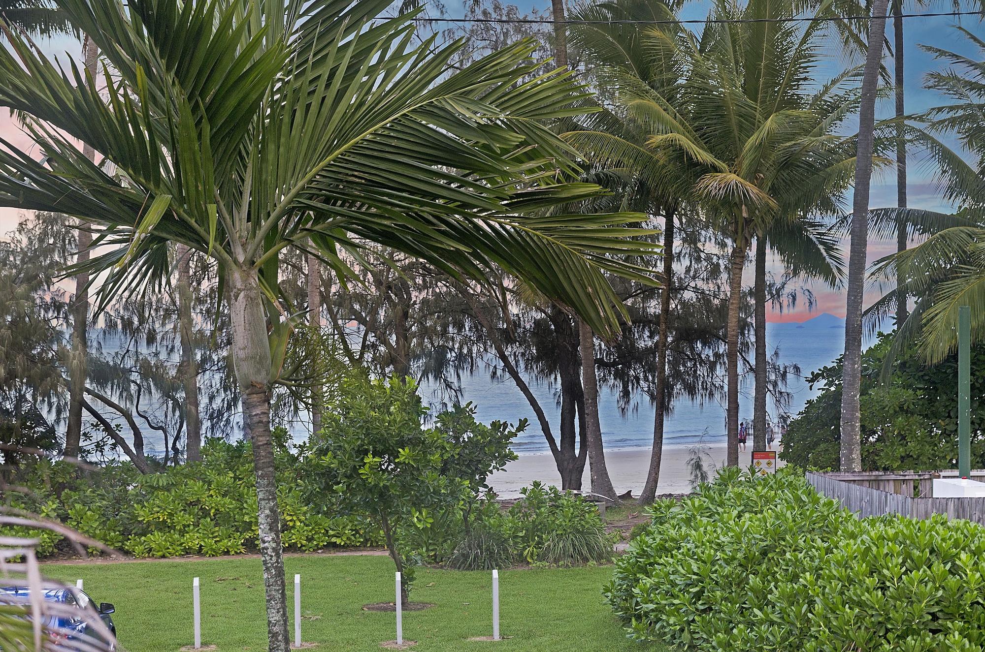 By The Sea Port Douglas Exteriér fotografie